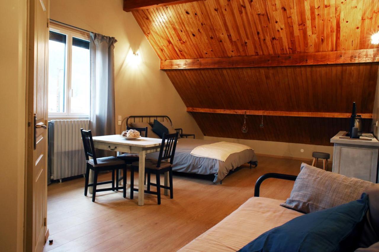 Chambre D'Hotes Des Poisets Crotenay Exterior foto